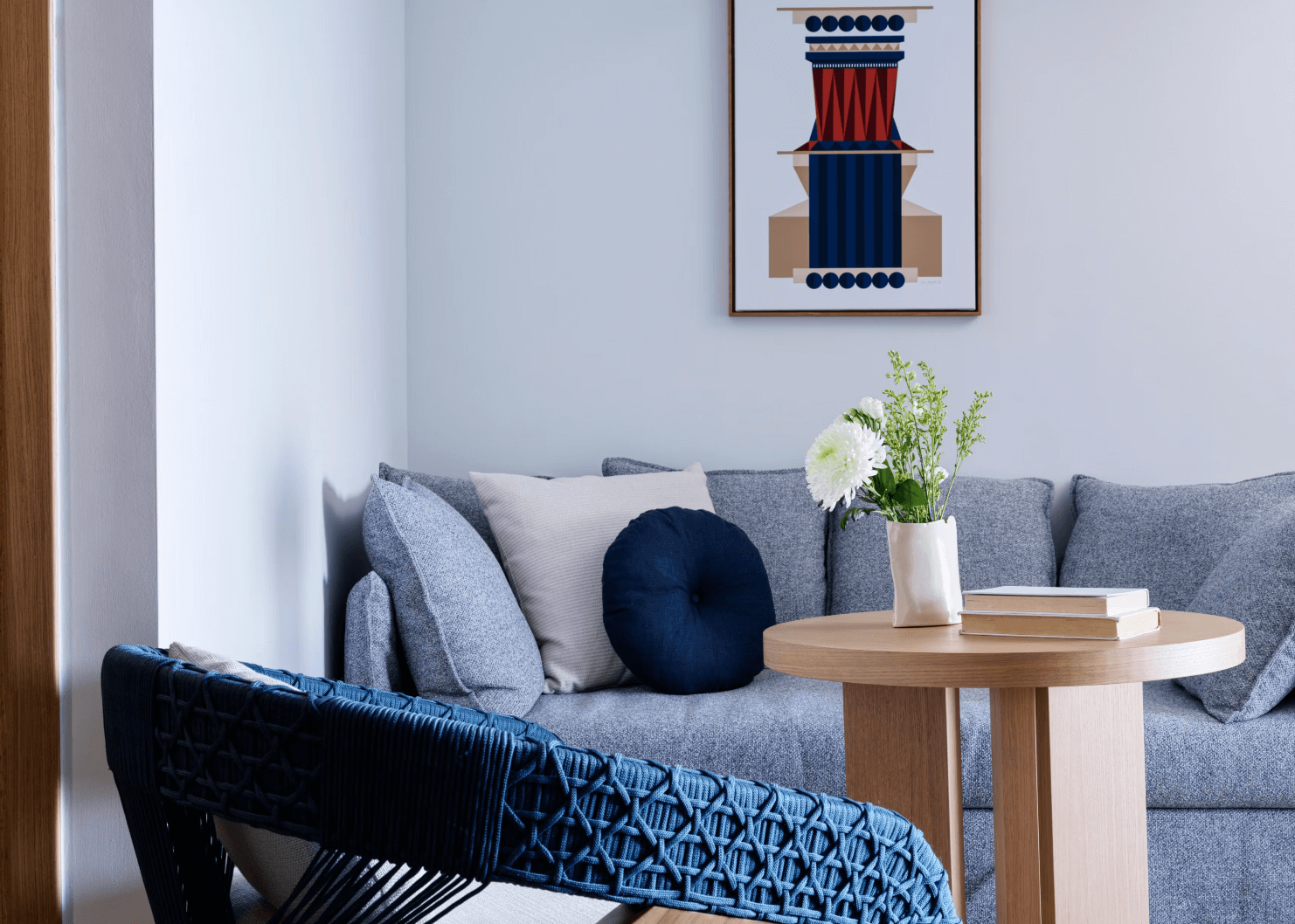 6. INTERCONTINENTAL Crete, Agios Nikolaos (Art Curation Nikomachi Karakonstanoglou Studio)